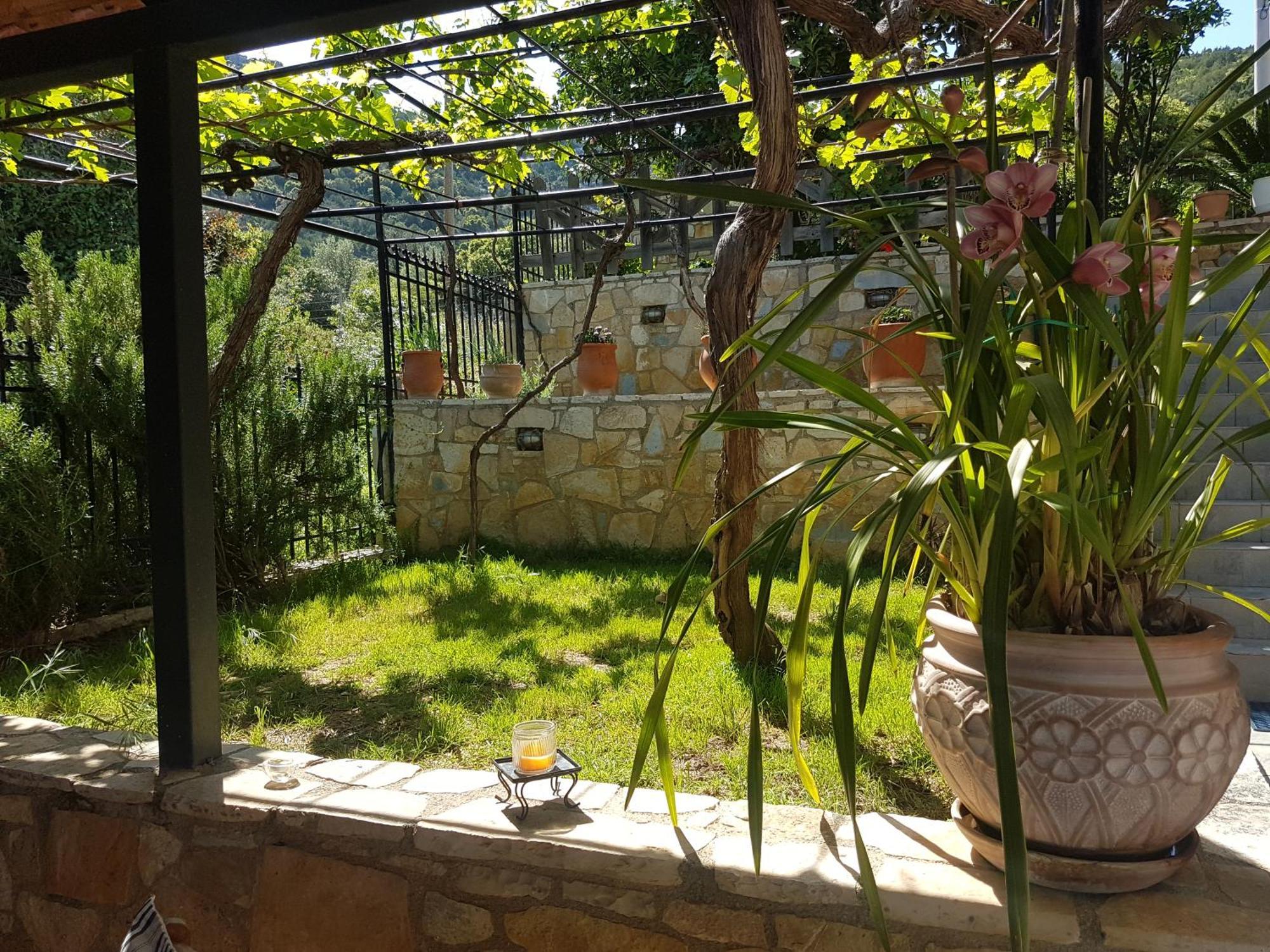 Honeyhouse